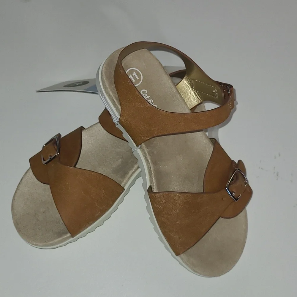 New With Tags! Cat & Jack Girls Shaelyn size 11 cognac summer sandals